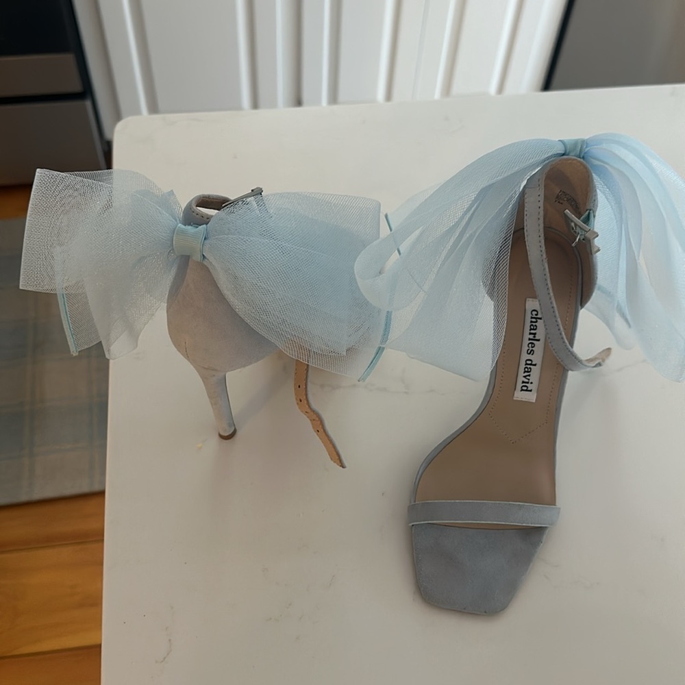 Baby blue bow heels - Picture 2 of 5